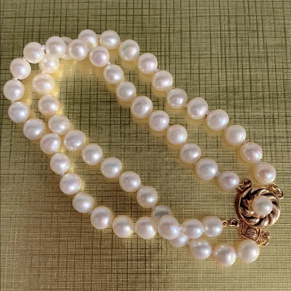 ⭐️🦢⭐️ Freshwater Pearl & 14k Gold Necklace with matching bracelet set✨ - Picture 3 of 9